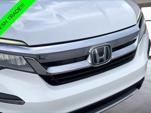 Used 2022 Honda Pilot Touring image 32