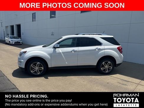 Used 2017 Chevrolet Equinox Premier w/ Enhanced Convenience Package FWD image 4