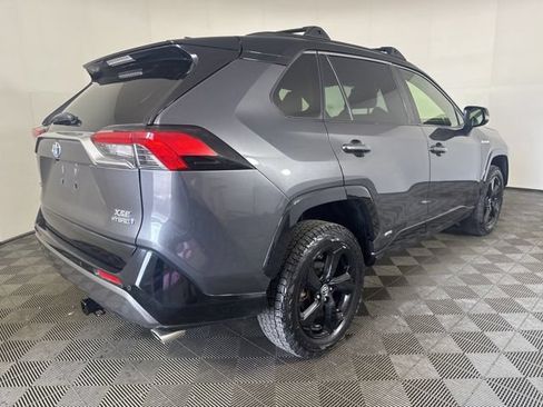 Used 2019 Toyota RAV4 XSE AWD/4WD image 3