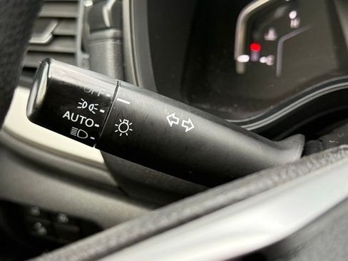 Used 2020 Honda CR-V LX image 37