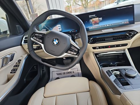 Certified 2025 BMW 330i Sedan w/ Premium Package image 18