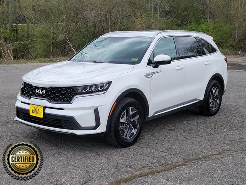 Used 2022 Kia Sorento S AWD/4WD image 1