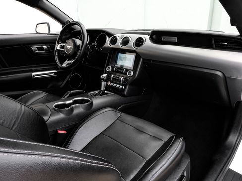 Used 2021 Ford Mustang GT Premium image 10