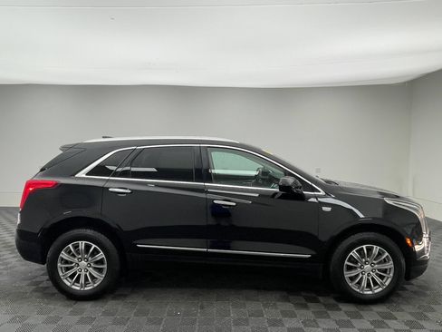 Used 2017 Cadillac XT5 Luxury w/ Driver Awareness Package AWD/4WD image 7