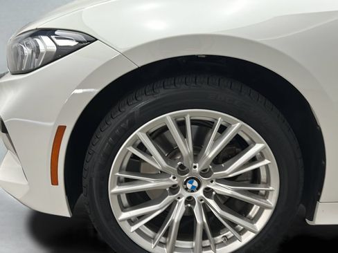 Used 2024 BMW 330i xDrive Sedan w/ Convenience Package AWD/4WD image 9