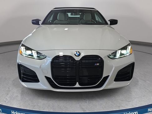 Used 2026 BMW M440i Convertible w/ Premium Package RWD image 3