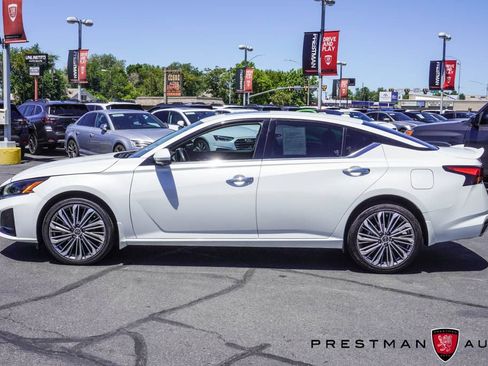 Used 2023 Nissan Altima 2.5 SL AWD/4WD image 17
