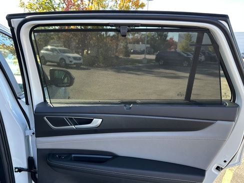 New 2026 Volkswagen Atlas Cross Sport SEL R-Line image 18