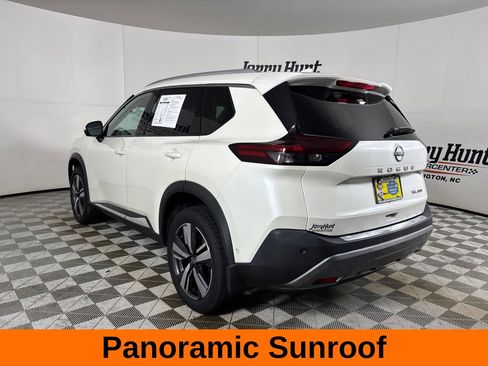 Used 2023 Nissan Rogue SL w/ SL Premium Package AWD/4WD image 9