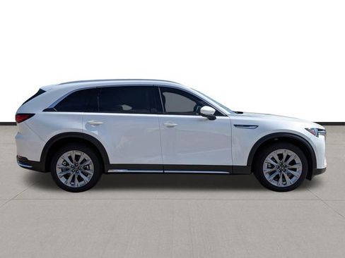 Certified 2025 MAZDA CX-90 3.3 Turbo w/ Premium Plus Pkg image 4