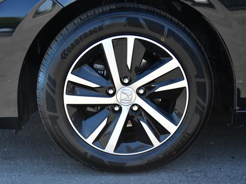 Used 2023 Honda Civic LX image 12