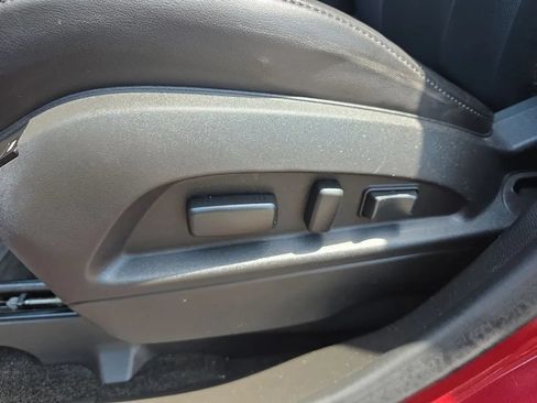 Used 2017 Chevrolet Equinox Premier w/ Enhanced Convenience Package FWD image 16