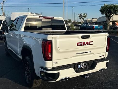 New 2026 GMC Sierra 1500 AT4 w/ AT4 Premium Package AWD/4WD image 8