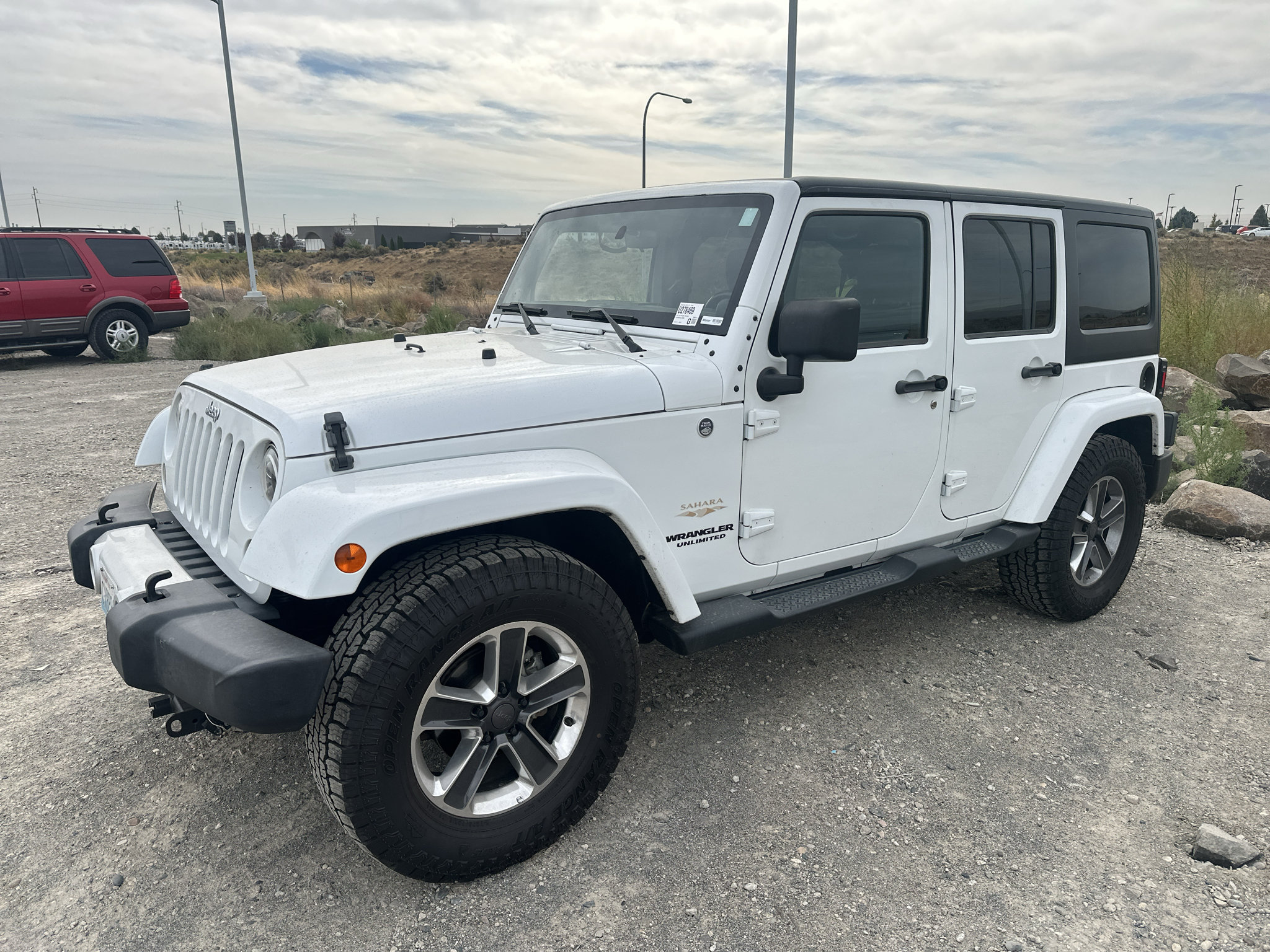 Used 2012 Jeep Wrangler Unlimited Sahara w/ Connectivity Group AWD/4WD image 1