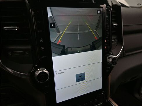 Used 2022 RAM 2500 Laramie w/ Safety Group B image 35