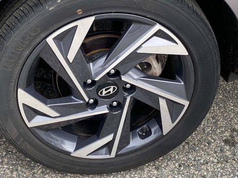 Used 2025 Hyundai Elantra Sport FWD image 24