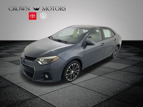 Used 2015 Toyota Corolla S FWD image 3
