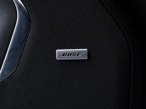 Used 2022 Chevrolet Tahoe Z71 w/ Z71 Off-Road Package image 16