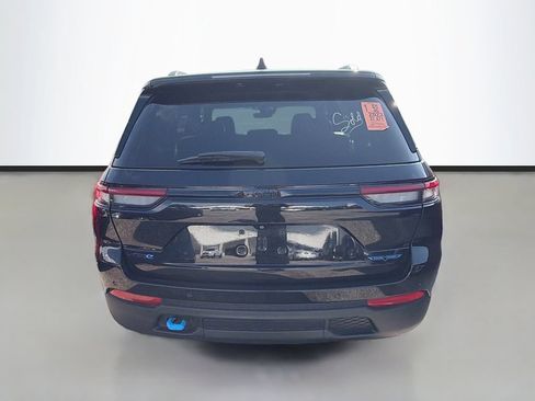 Used 2023 Jeep Grand Cherokee Trailhawk AWD/4WD image 7