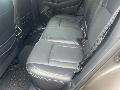 Used 2023 Subaru Outback Limited AWD/4WD image 13