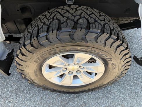 Used 2020 Chevrolet Silverado 1500 LT w/ Fleet Comfort Package AWD/4WD image 52