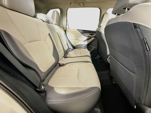Used 2023 Subaru Forester Premium AWD/4WD image 27