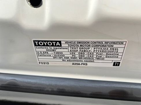 Certified 2023 Toyota Camry SE w/ Convenience Package image 10