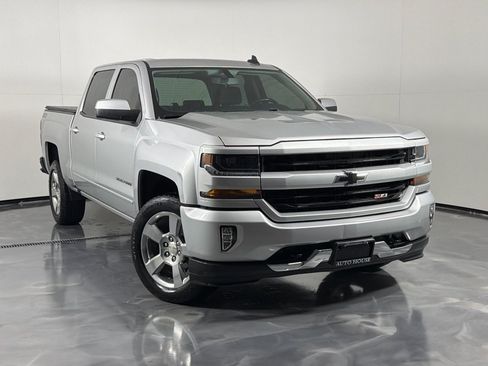 Used 2018 Chevrolet Silverado 1500 LT w/ All Star Edition AWD/4WD image 2