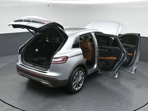 Certified 2023 Lincoln Nautilus Reserve w/ Luxury Package image 60