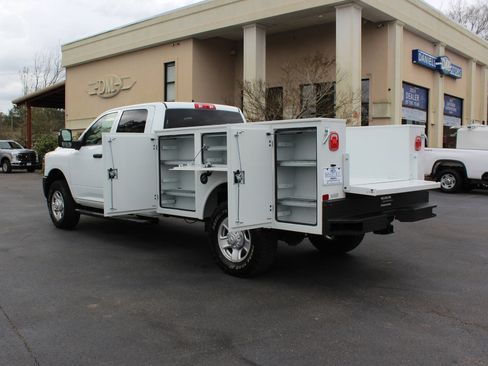 Used 2024 RAM 2500 Tradesman image 15