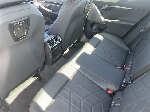 New 2025 BMW 530i image 17