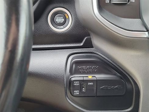 Used 2024 RAM 2500 Big Horn image 31
