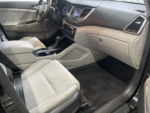 Used 2016 Hyundai Tucson Sport image 23