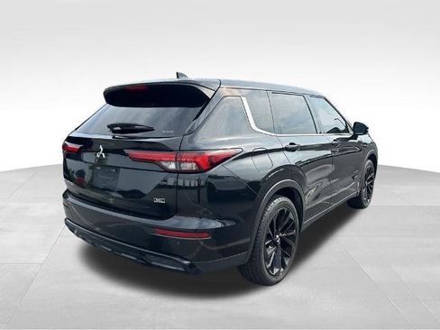 Used 2023 Mitsubishi Outlander SEL Black Edition AWD/4WD image 5