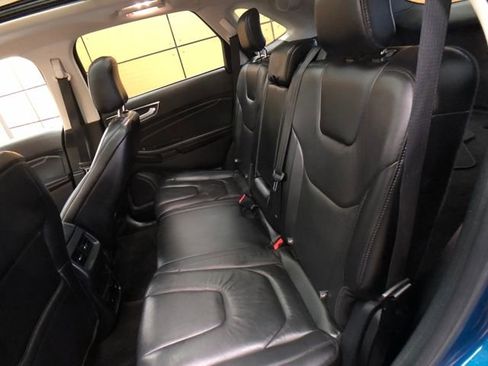 Certified 2020 Ford Edge Titanium w/ Class II Trailer Tow Package image 22
