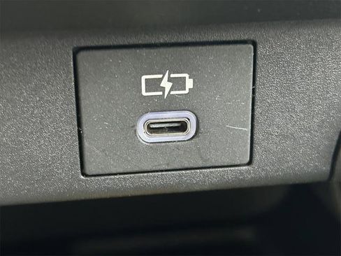 Certified 2025 Toyota Grand Highlander FWD image 30