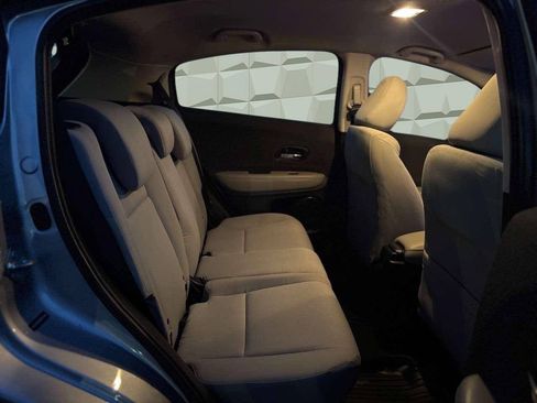 Used 2020 Honda HR-V LX image 16