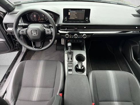 Used 2025 Honda Civic Sport image 25