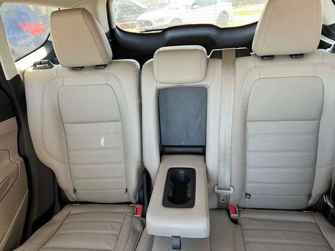 Used 2018 Ford Escape Titanium image 19