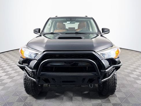 Used 2018 Toyota 4Runner TRD Off-Road image 2