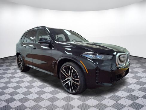 Used 2026 BMW X5 xDrive40i w/ M Sport Package AWD/4WD image 6
