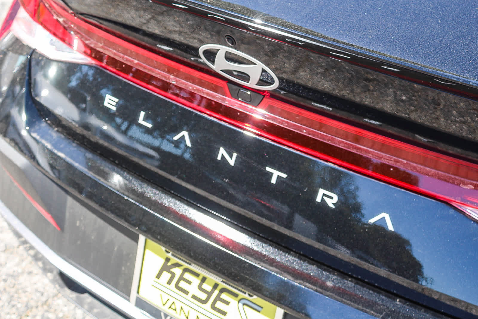 Used 2026 Hyundai Elantra Sport FWD image 9