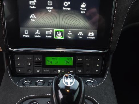 Used 2018 Maserati GranTurismo Sport image 40