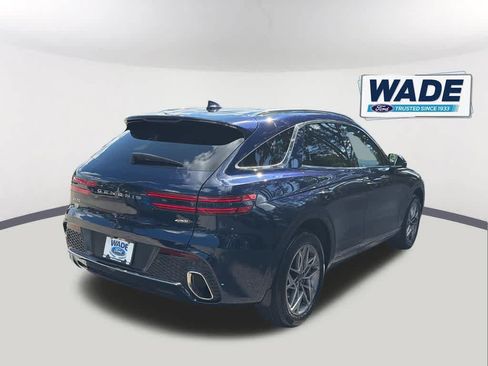 Used 2023 Genesis GV70 2.5T w/ Advanced Package AWD/4WD image 5