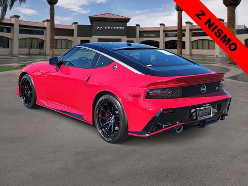 Used 2025 Nissan Z NISMO w/ Floor Mat Package RWD image 6