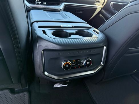 New 2026 Ford Expedition Max Platinum w/ Stealth Appearance Package image 27