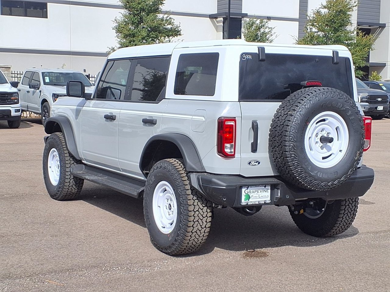 New 2026 Ford Bronco Heritage Edition AWD/4WD image 6