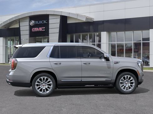 New 2026 GMC Yukon Denali w/ Sun & Power Step Package RWD image 5