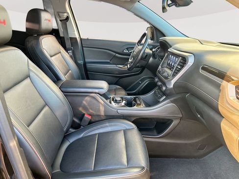 Used 2022 GMC Acadia AT4 w/ Technology Package AWD/4WD image 31