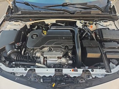 Used 2024 Chevrolet Malibu LT image 13